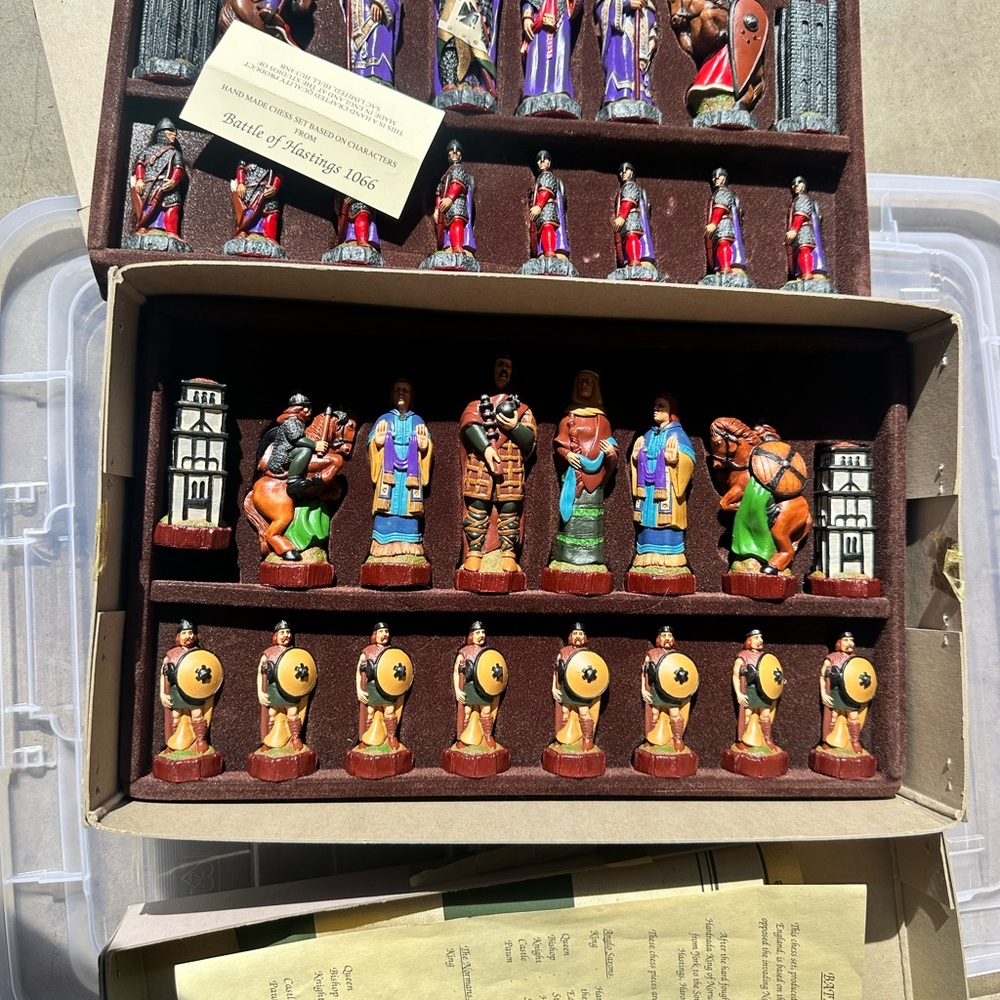 Handmade Chess set Battle of Hastings 1066 Hand Painted Collectible